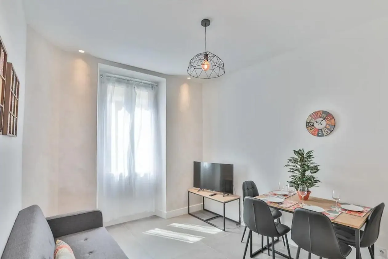 Cozy 2 Pieces, Emplacement Ideal - Wifi, Ac, 4Pers Nice France